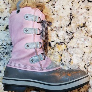 Girls Snow Boots Pink Suede Sorel Tivoli Muck, Barn Fur Size 4 + Leggings 4-6X